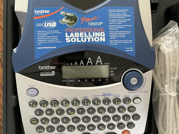 Brother PT-1950 label printer with keyboard